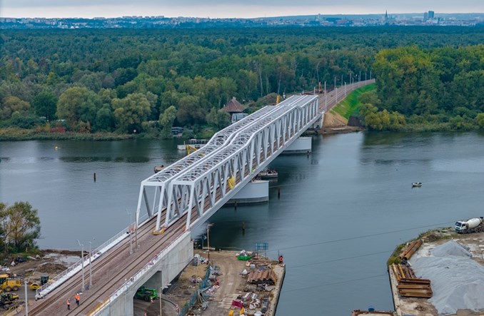 Szczecin: Pociągi jeżdżą już przez nowy most nad Regalicą