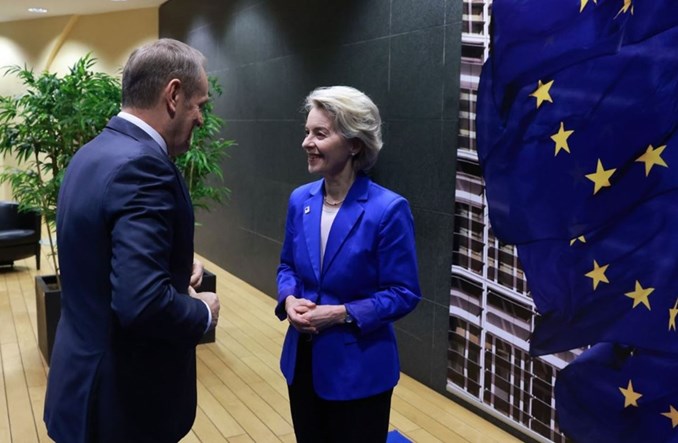 Pierwsze pieniądze z UE popłyną do Polski 