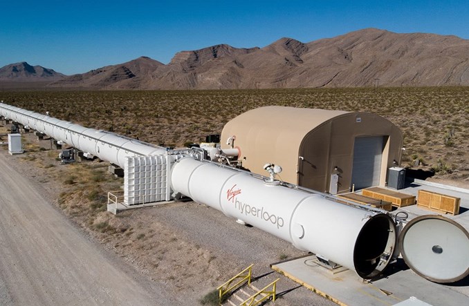 Hyperloop One upada. I dobrze