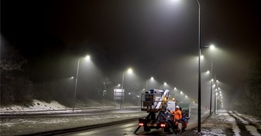 Oświetlenie w dwóch warszawskich dzielnicach pod opieką FBSerwis ‎