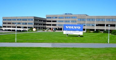 Volvo Cars chce przejść na napęd w pełni elektryczny. Ma wsparcie EBI 