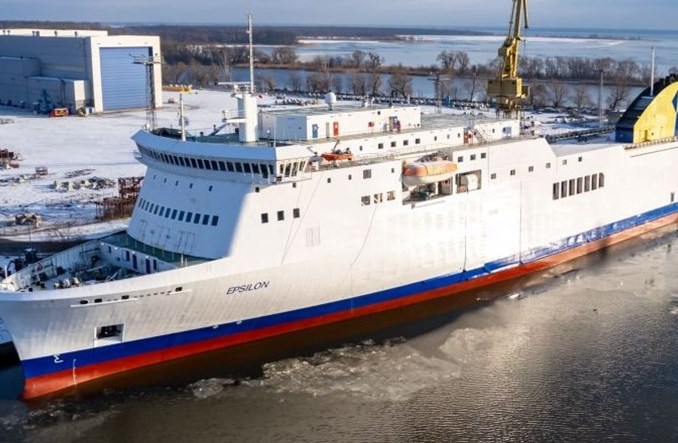 Nowy prom Unity Line