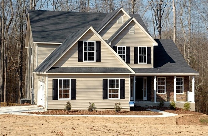 Efektywność energetyczna w starym budownictwie: Wyzwania i możliwości modernizacji