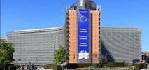Komisja Europejska chce przyspieszyć redukcję emisji CO2