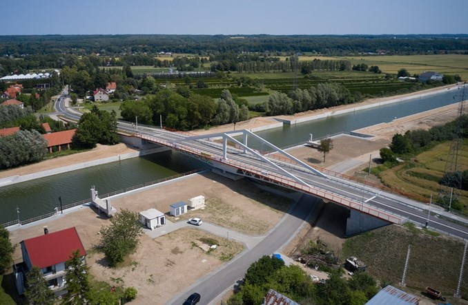 Tusk: Przekop Mierzei będzie dokończony, a Elbląg będzie miał port 