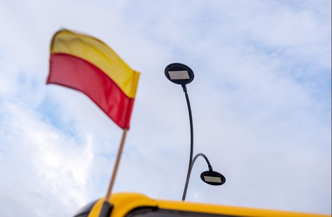 Warszawa wyposaży LED-owe oprawy w inteligentne czujniki