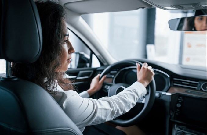 Kobiety za kierownicą? Statystki mówią same za siebie
