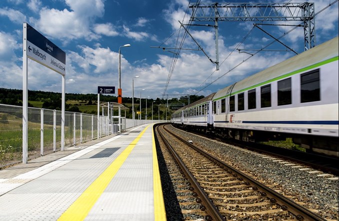 100 dni rządu: Bez zerowego VAT na bilety