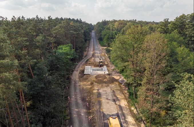 Łódzkie: Rok opóźnienia przebudowy DW-486 Ruda – Krzeczów 
