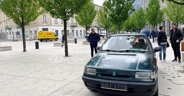 Nielegalne parkowanie tańsze niż legalne. Sprawa ma trafić do Sejmu