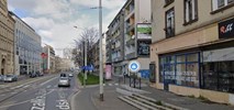 Nielegalne reklamy zalewają ulice miast 