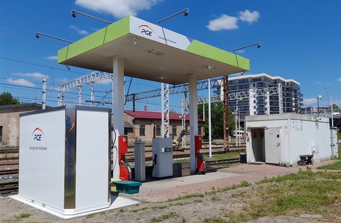 PGE Energetyka Kolejowa wprowadza AdBlue do oferty