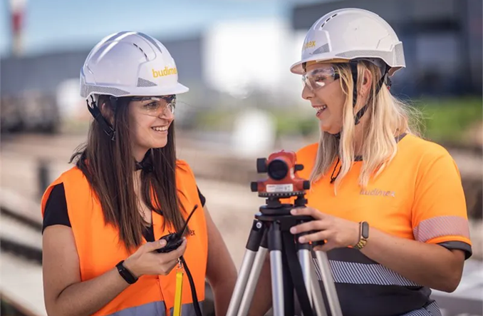 Młodzi mogą praktykować u największego wykonawcy  