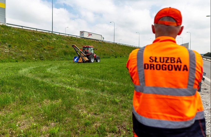 Śląskie. Ponad 200 km dróg wojewódzkich w utrzymaniu FBSerwis