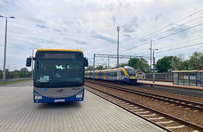 MI o integracji kolei i autobusów: Dialog, nie siła