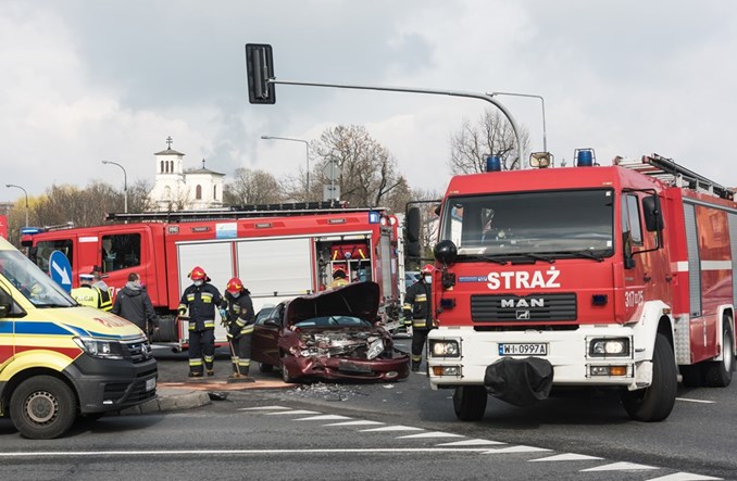 Klimczak: Bezwzględne więzienie za jazdę pod wpływem lub z cofniętymi uprawnieniami