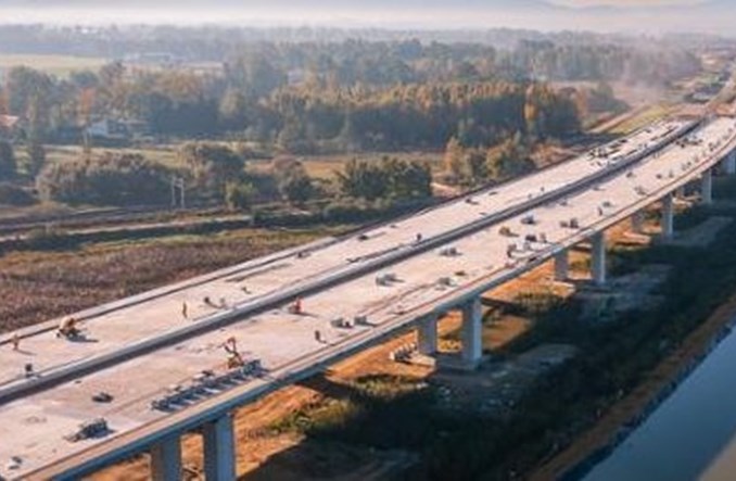 Śląskie. Prace budowlane na 100 km dróg. S1 powstaje na naszych oczach 