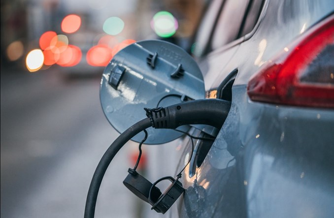 Rośnie zapotrzebowanie na szkolenia z gaszenia elektryków