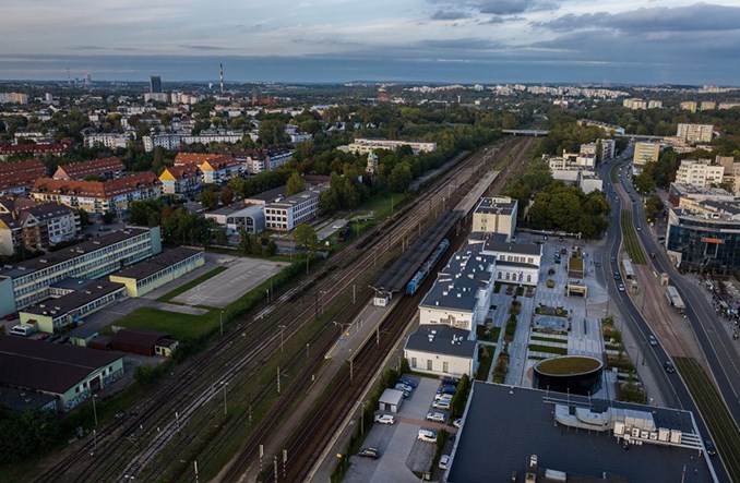 ZUE zadowolona z wyników. Liczy na kontrakty kolejowe, także za granicą    
