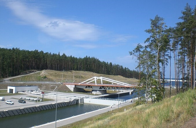 Przekop Mierzei Wiślanej: Śladowy ruch towarowy