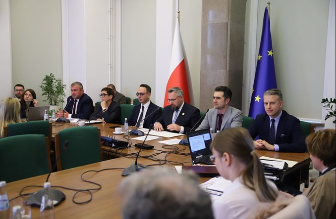 Sejmowa komisja o równoważeniu transportu drogowego i kolejowego 