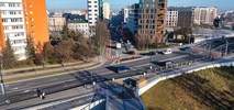 Warszawa: kładka pieszo-rowerowa na Wiśle dalej trafia w próżnię…