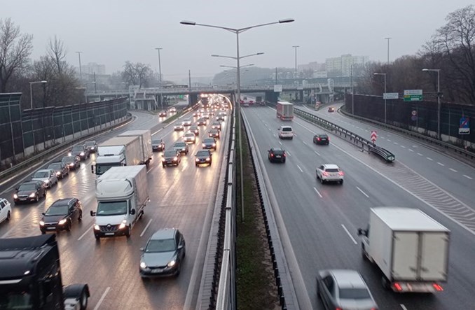 Są chętni do poprawy odwodnienia na Trasie AK w Warszawie 
