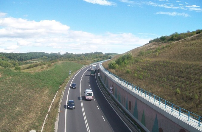 Prace drogowe na ważnym odcinku słowackiej R2