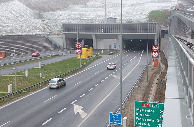 Nowe rekordy przejazdów tunelami na S52