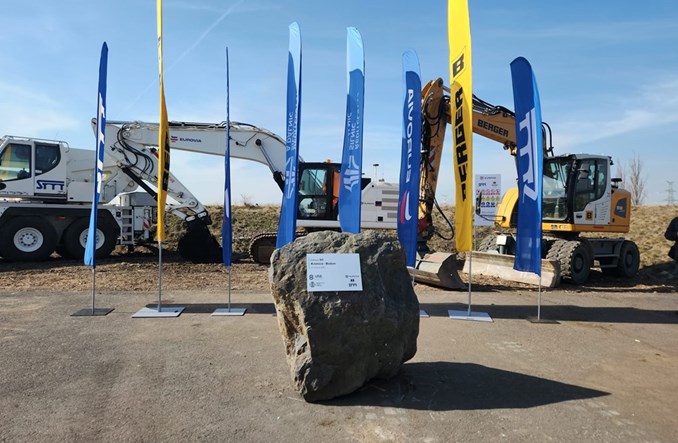 Czesi budują kolejny odcinek autostrady D6