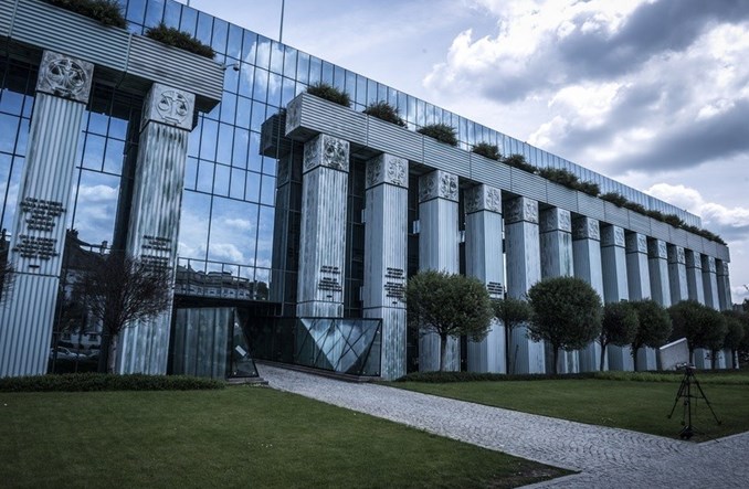 FBSerwis kontynuuje usługi na rzecz Sądu Najwyższego