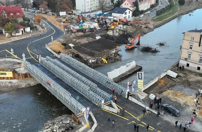 Pół roku po powodzi. Jaki jest stan odbudowy dróg krajowych?  