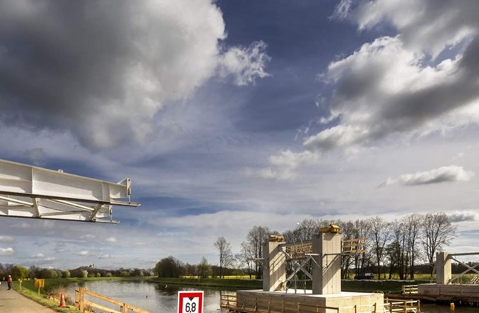 Tak powstaje najdłuższy most podwieszany w Czechach [wideo]