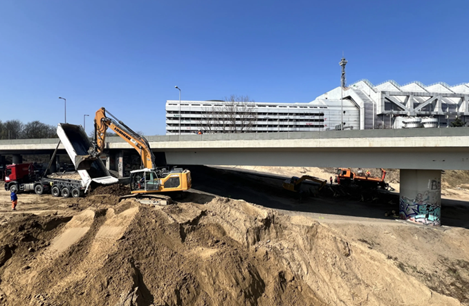 Niemcy burzą mosty w Berlinie. Kolej wstrzymana