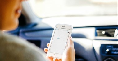 Ogromne zainteresowanie cyfrowym dowodem rejestracyjnym w Niemczech