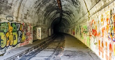 Trwają prace nad szczegółowymi wytycznymi dla schronów 