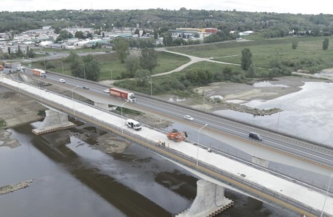 Jesienią most w Sandomierzu będzie gotowy. Kierowcy skorzystają później
