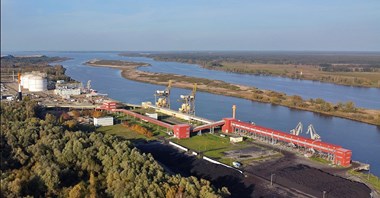 Torpol ma umowę na linię od stacji kolejowej Police do portu 