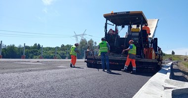 S19 Babica-Jawornik. Próbny odcinek nawierzchni ułożony