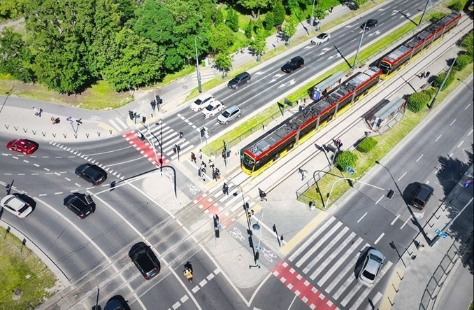 Rowerowa rewolucja w Warszawie? Zgrzyty, kontrowersje i pytania bez odpowiedzi