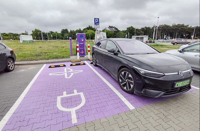 ChargeIn otwiera nową stację ładowania EV w Toruniu – energia w sercu miasta Kopernika