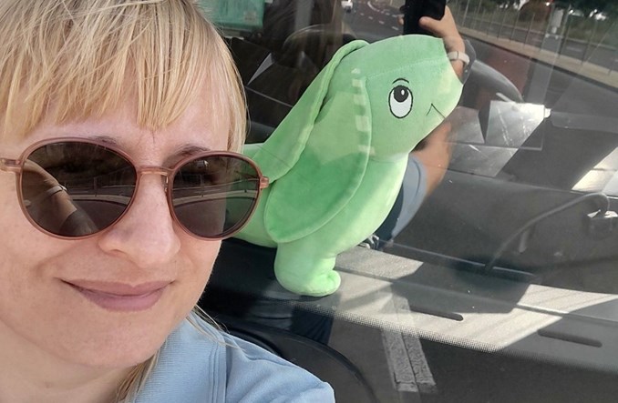 Warszawa. Afera o pluszowego jamnika. PKS Grodzisk Mazowiecki z karą od ZTM