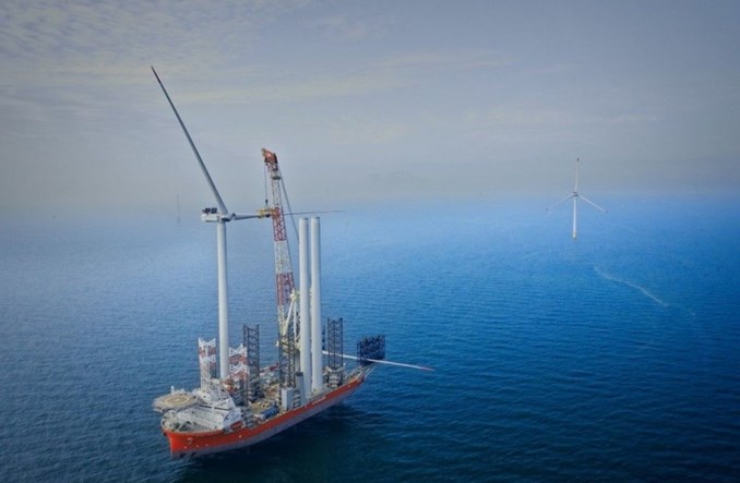 Orlen instaluje kolejne morskie turbiny wiatrowe. Pięć wiatraków już na Bałtyku