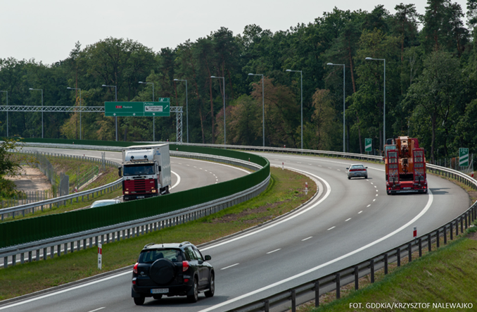 S12 Puławy - Radom - Piotrków Trybunalski. MI podsumowuje prace na odcinkach
