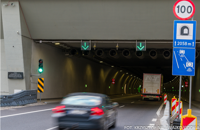Ponad milion przejazdów tunelem na Zakopiance w sierpniu