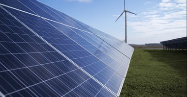 Jak włączyć przemysł w transformację energetyczną?