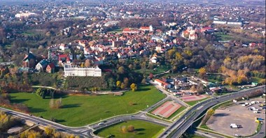 Sandomierz będzie lepiej chroniony przed powodzią. Wody Polskie podpisały ważną umowę 