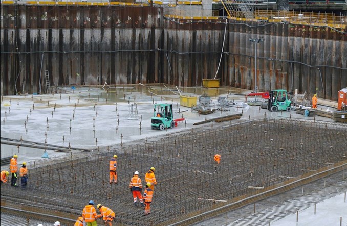 Polska przegrywa wyścig o ukraińskich pracowników z Niemcami i Beneluksem