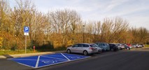 PLK zbudowała kolejny parking przy torach. W Białośliwiu
