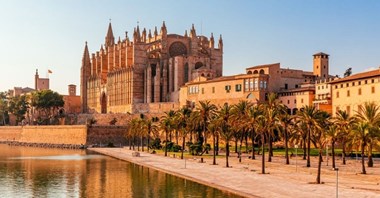 PLL LOT polecą na Baleary! Od maja rejsy na Majorkę!